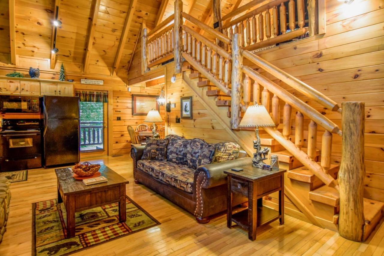 Beary Cozy Holiday home Sevierville